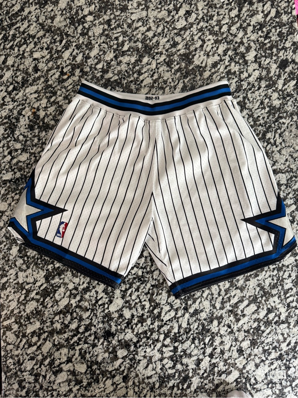 Mitchell & Ness Orlando Magic 1992-93 Hardwood Classics Shorts
